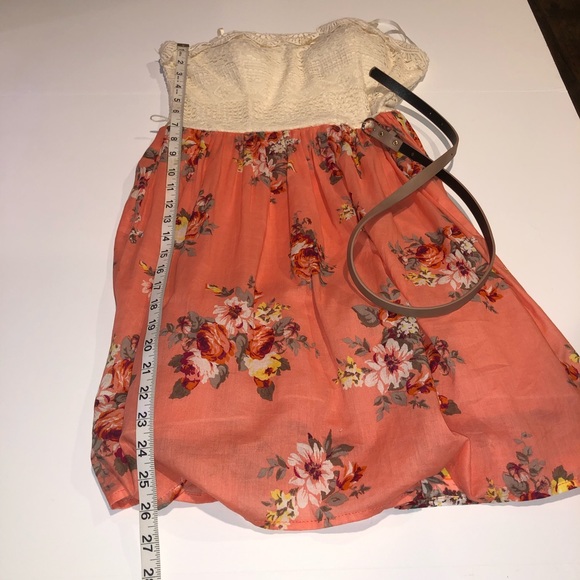 NWOT City Triangles Floral Summer Dress.     D024 - Picture 7 of 7